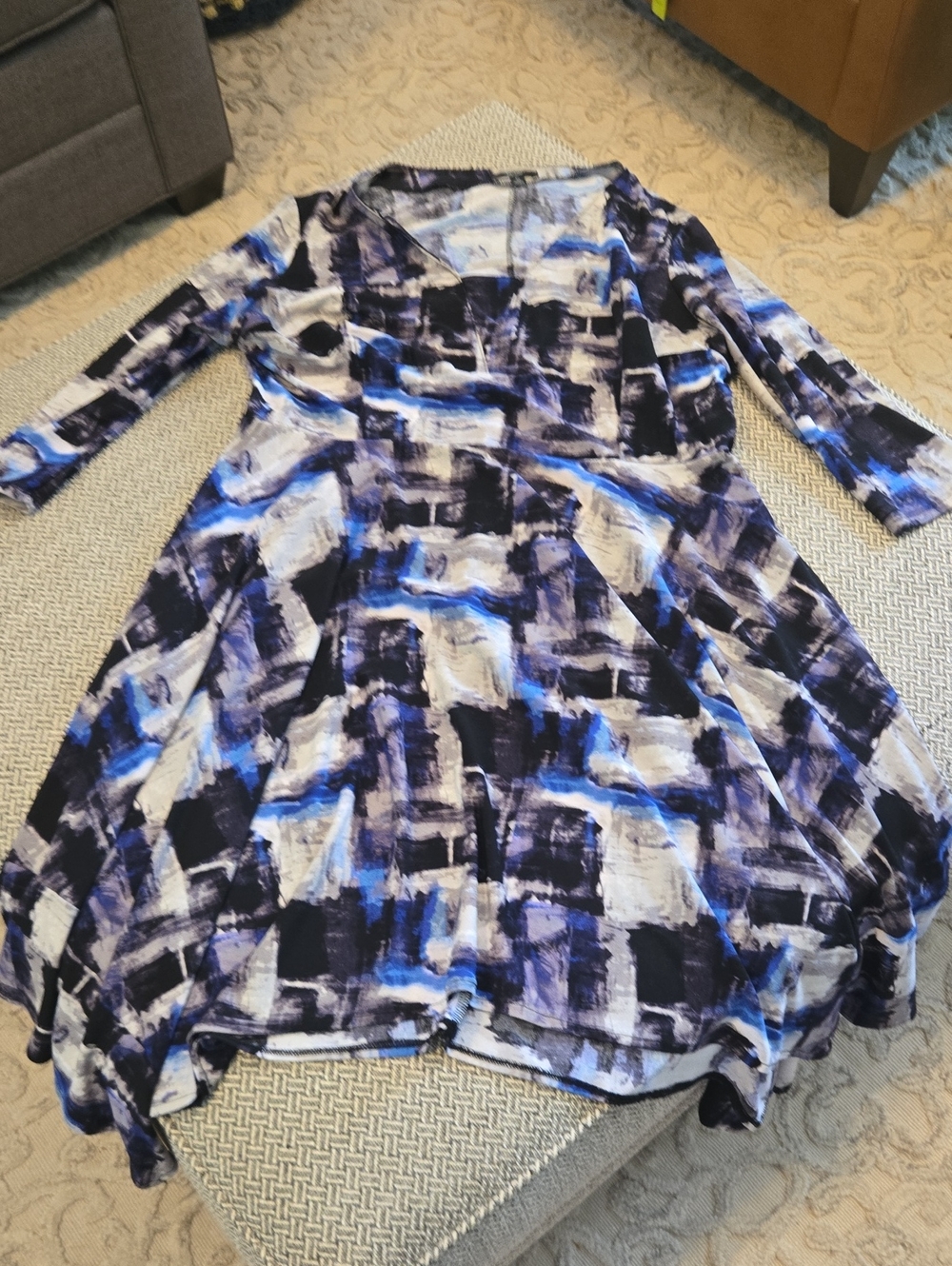 Simply Vera Vera Wang Blue & White Abstract Top - XL